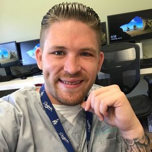 Meet your Posher, Devin